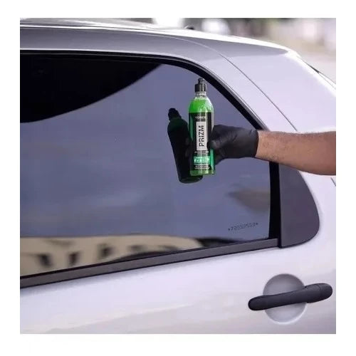 Antes e depois do tratamento de vidro automotivo com Vonixx